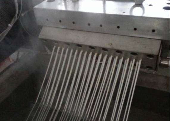 HDPE 1을 위한 단 하나 나사 작은 알모양으로 하기 기계