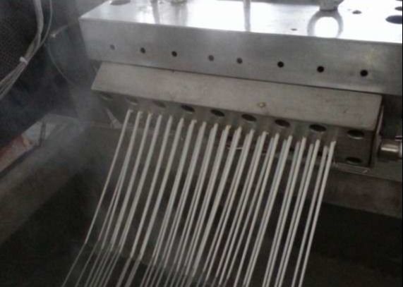 HDPE 1을 위한 단 하나 나사 작은 알모양으로 하기 기계