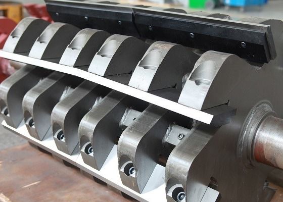 75 kw 850KG Ｈ 무거운 분쇄기 파이프관 패트병 분쇄 기계