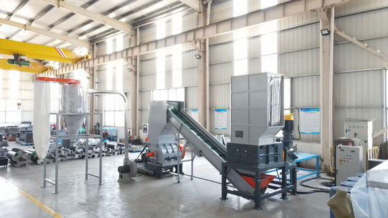 HDPE 파란 드럼 거품이 이는 콘테이너 4개의 갱구 축선 플라스틱 재생 슈레더